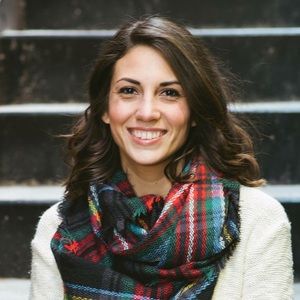 Meet your Posher, Hil